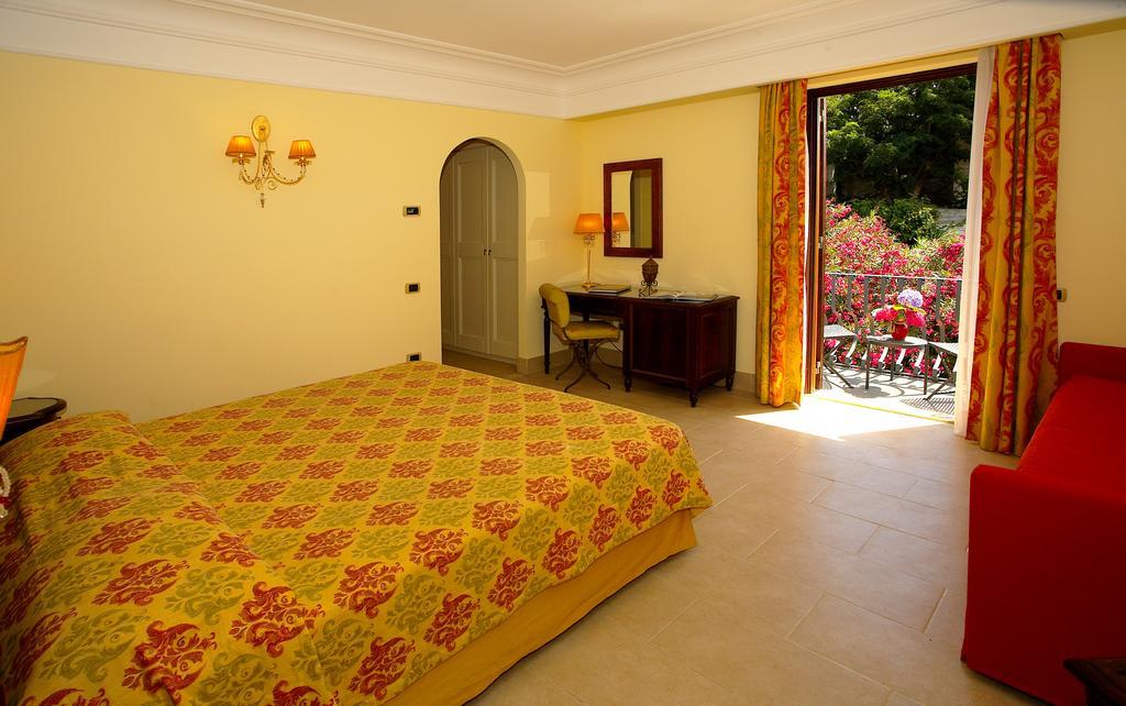 Arciduca Grand Hotel Lipari  Oda fotoğraf